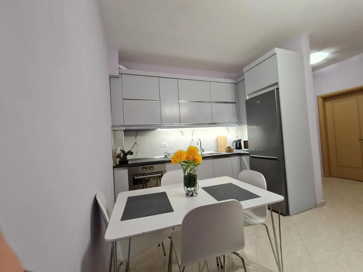 Lovely Apartament In Vlora City 0*, Vlorë