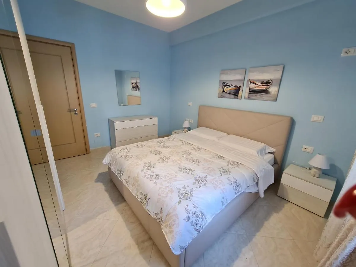 Lovely Apartament In Vlora City アルバニア